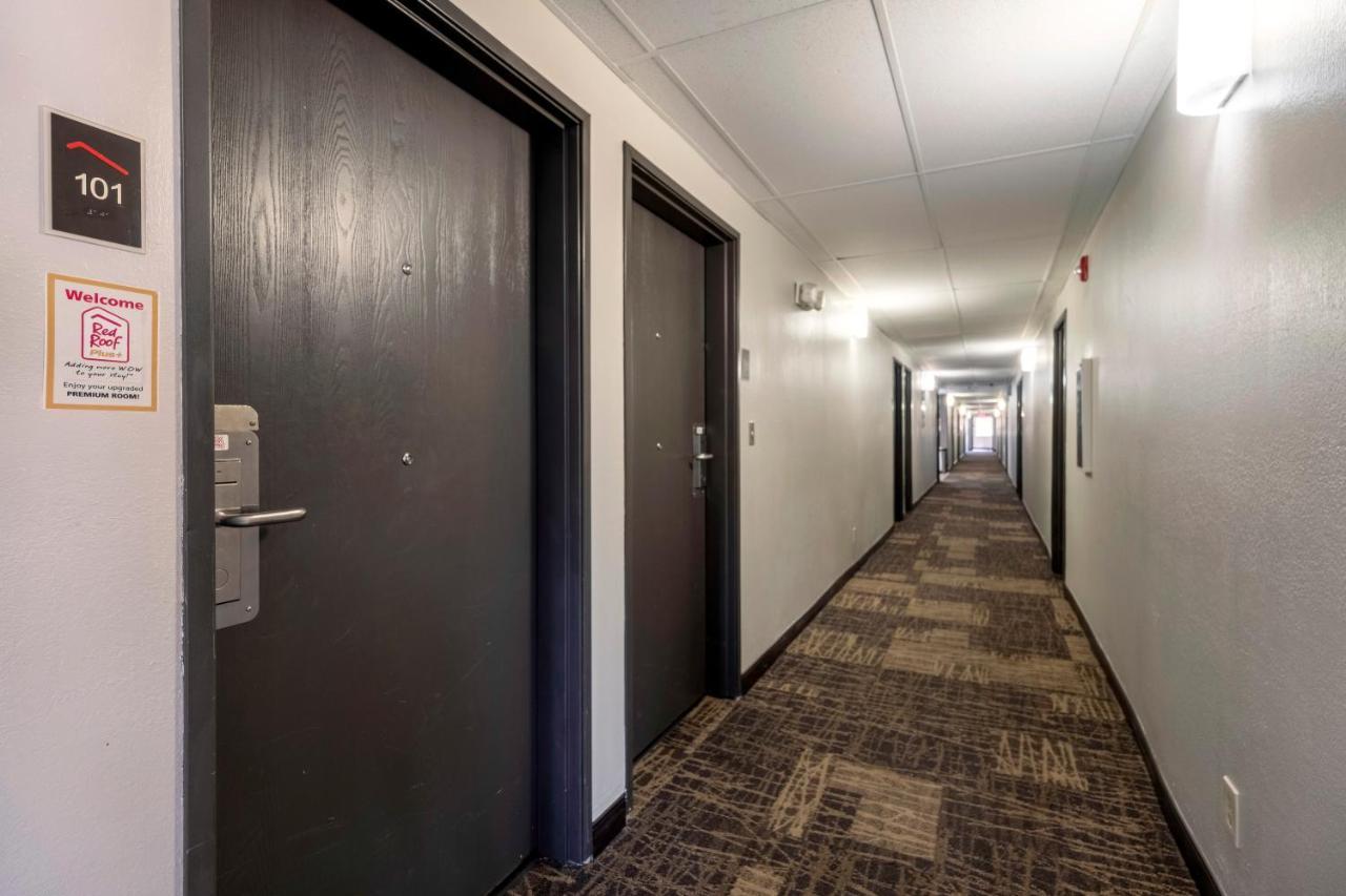 Red Roof Inn Plus+ Huntsville Exterior foto