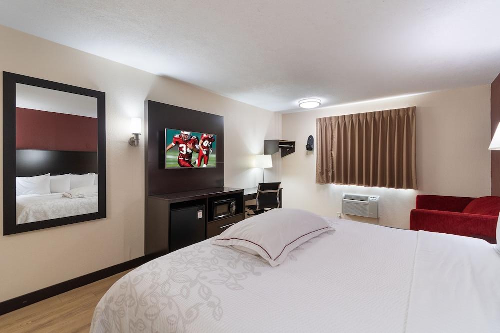 Red Roof Inn Plus+ Huntsville Exterior foto